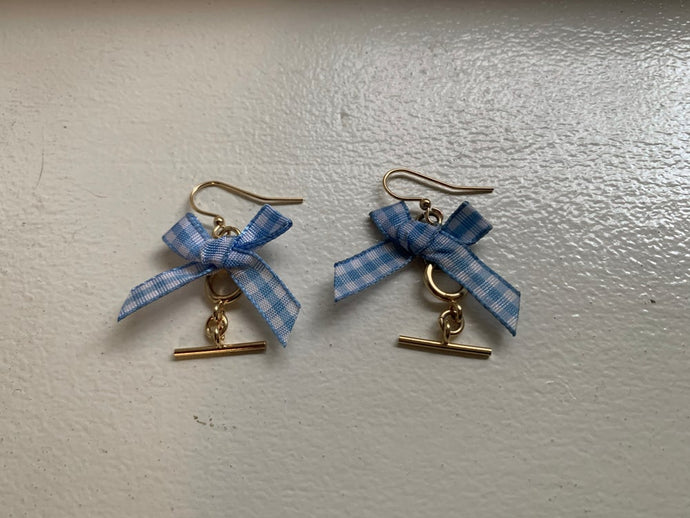 Bow Drop Earrings w/Gold Fob